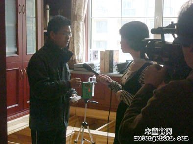 木童工程師對(duì)室內(nèi)空氣污染治理流程作說(shuō)明